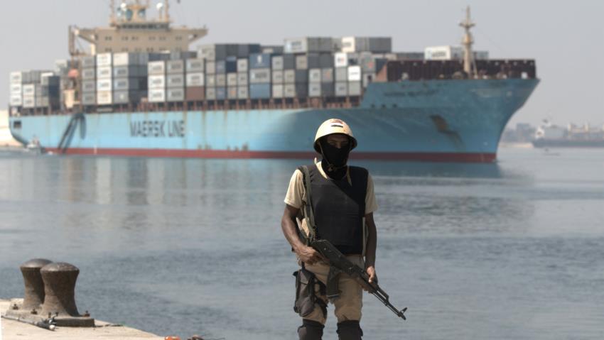 Takut Dibajak, Perusahaan Perkapalan Yang Armadanya Terjebak Di Suez Hubungi Angkatan Laut AS